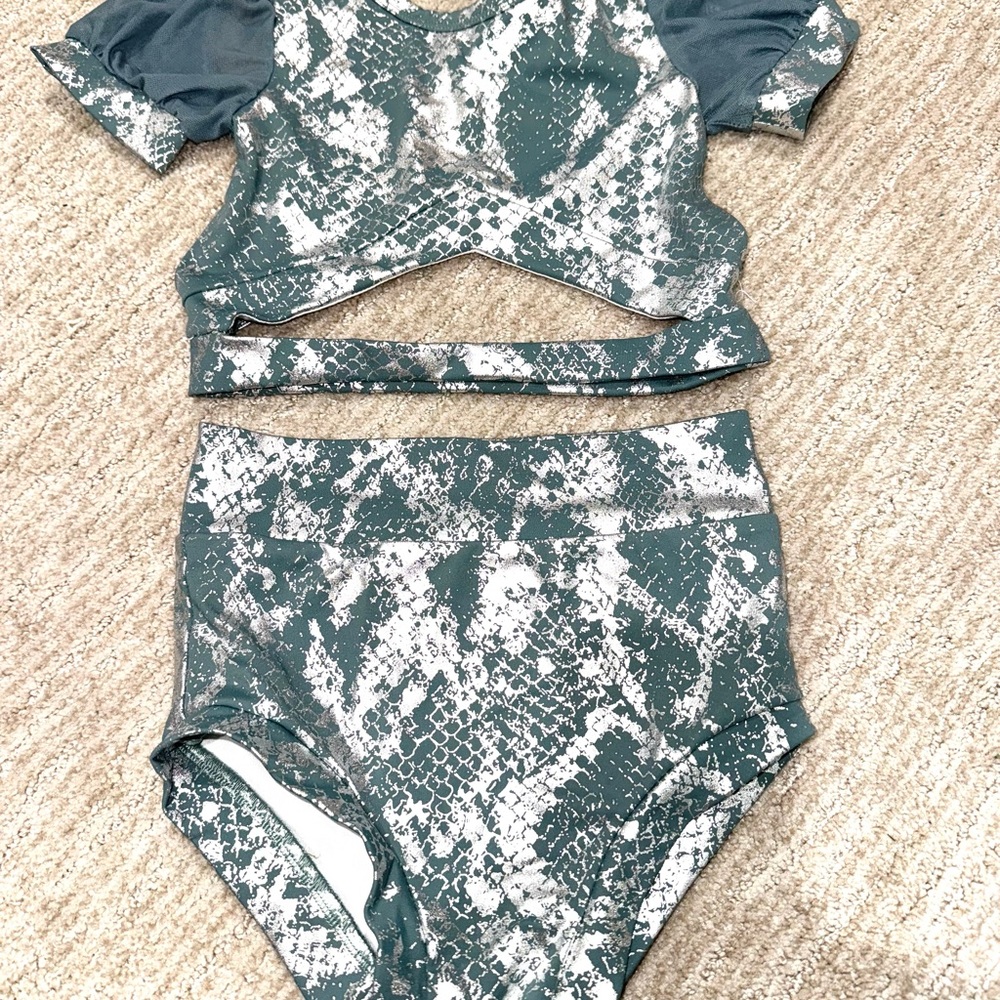 Evie’s Closet Studio set CM